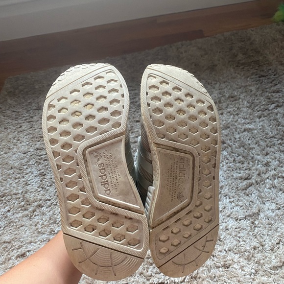 Adidas Boost Gray Sneakers - Picture 3 of 4